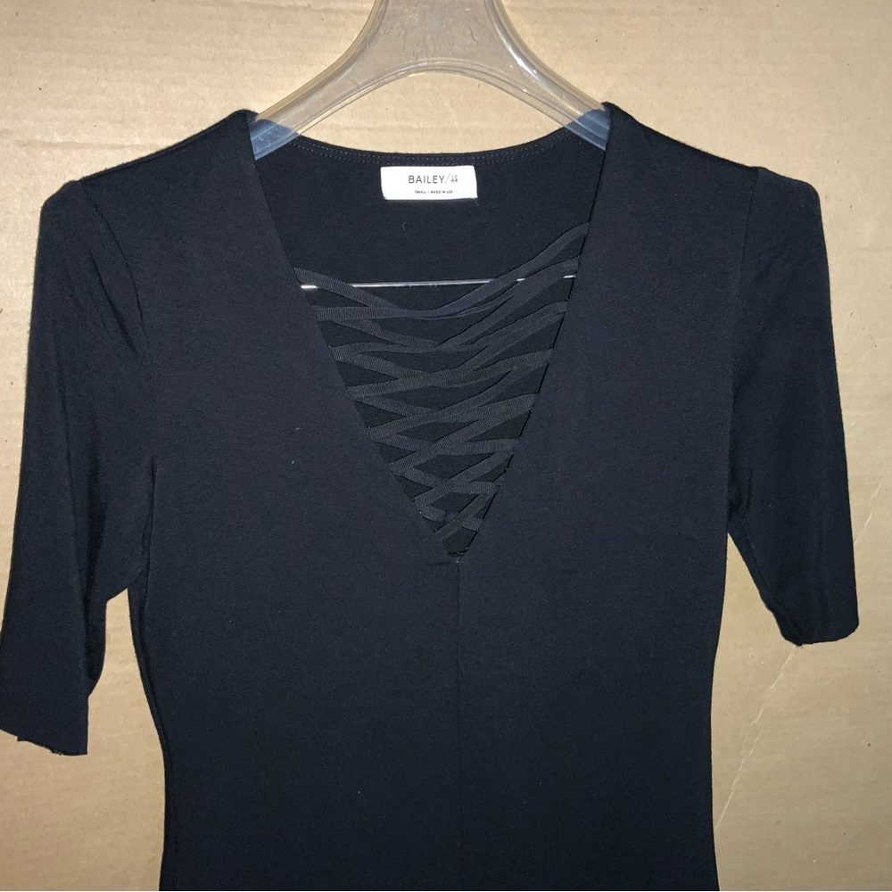 BAILEY 44 duo. EBONY & IVORY. Tank & Blouse. (Bailey2). - Picture 9 of 15